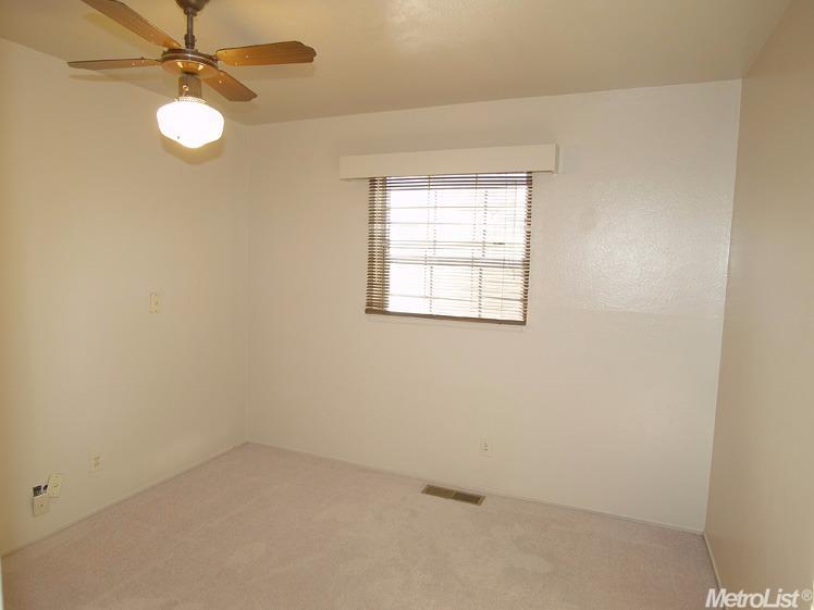 417 Bruce Ave, Modesto, CA 95350 photo 14