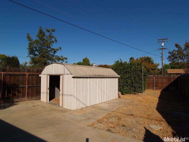 417 Bruce Ave, Modesto, CA 95350 photo 25