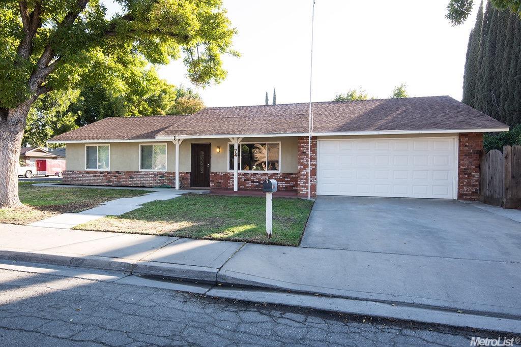 74 Mariposa Rd, Modesto, CA 95354 photo 1