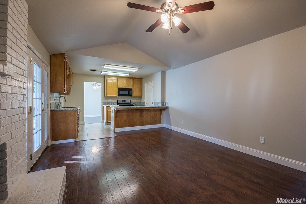 74 Mariposa Rd, Modesto, CA 95354 photo 5