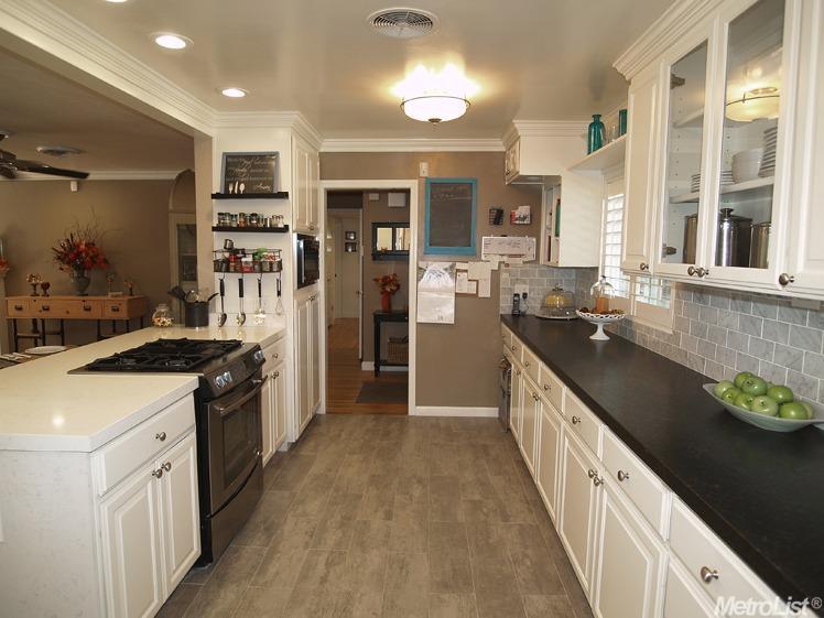 1230 Fordham Ave, Modesto, CA 95350 photo 9