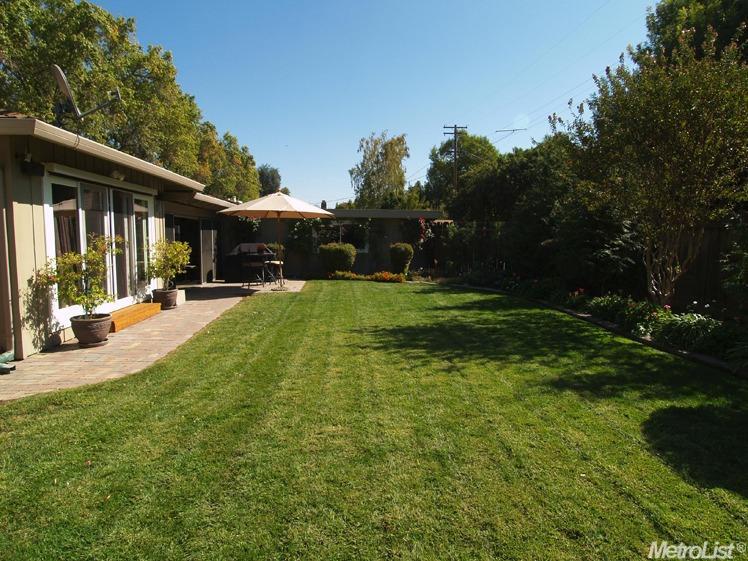 1230 Fordham Ave, Modesto, CA 95350 photo 22