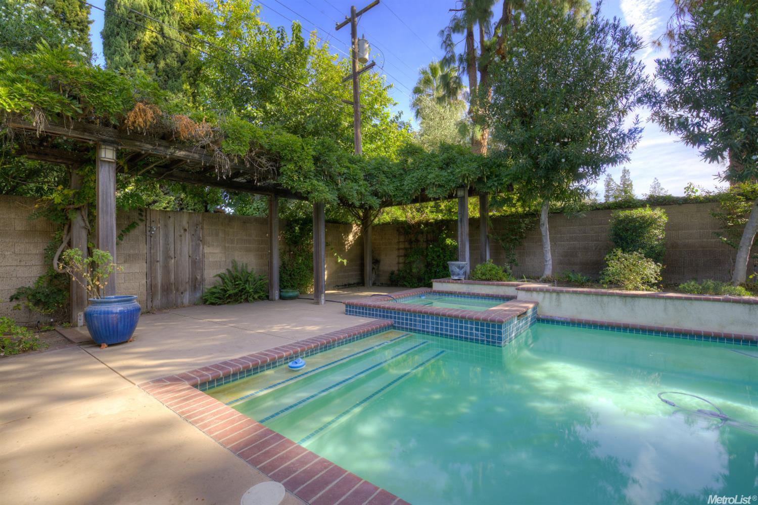 2913 Parkview Dr, Modesto, CA 95355 photo 23