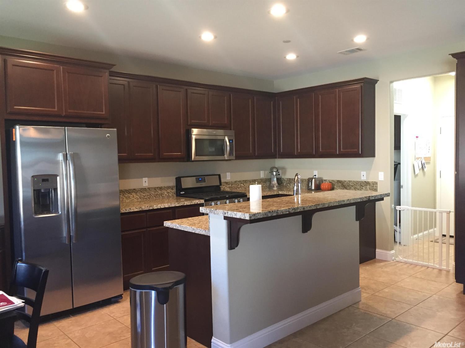 1587 Maehl Dr, Manteca, CA 95337 photo 8