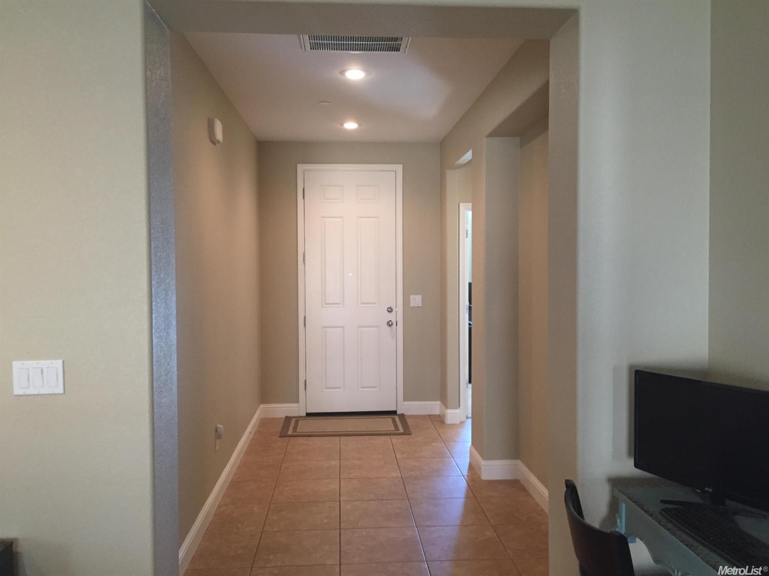 1587 Maehl Dr, Manteca, CA 95337 photo 12