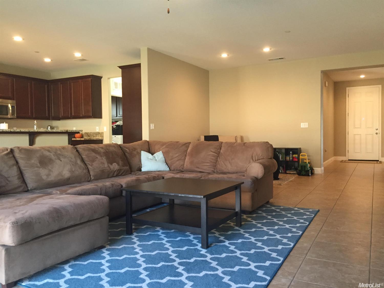 1587 Maehl Dr, Manteca, CA 95337 photo 6