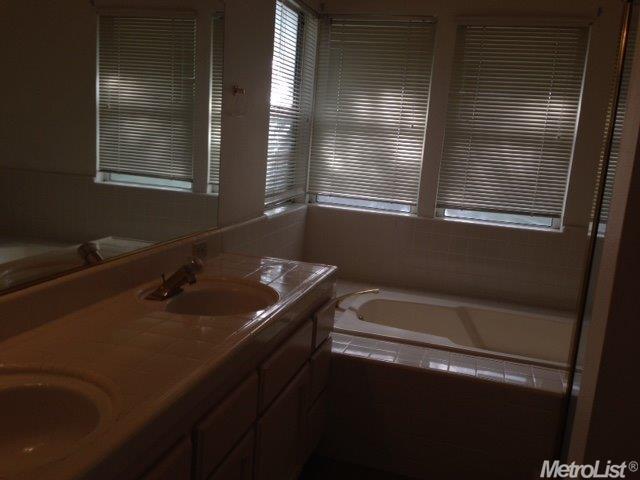 4096 Alex Ln, Carmichael, CA 95608 photo 7