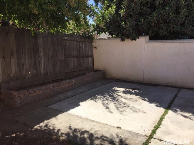 1212 Beringer Ct, Modesto, CA 95358 photo 19