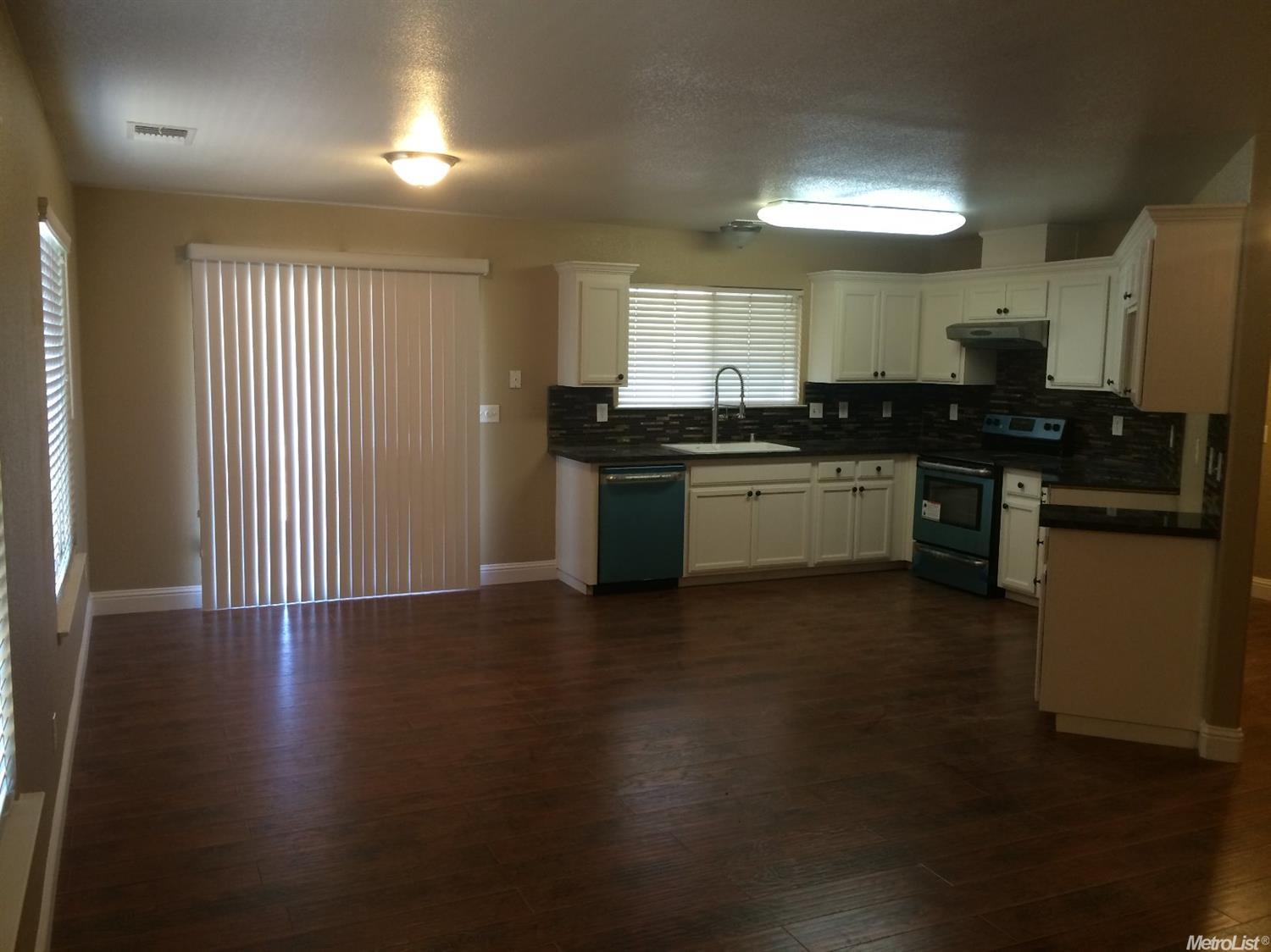 311 Rhianon Dr, Merced, CA 95341 photo 5