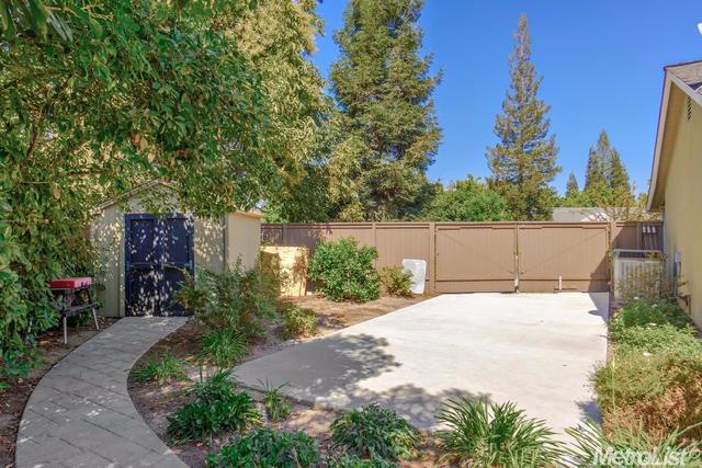 4932 Gibbons Dr, Carmichael, CA 95608 photo 24