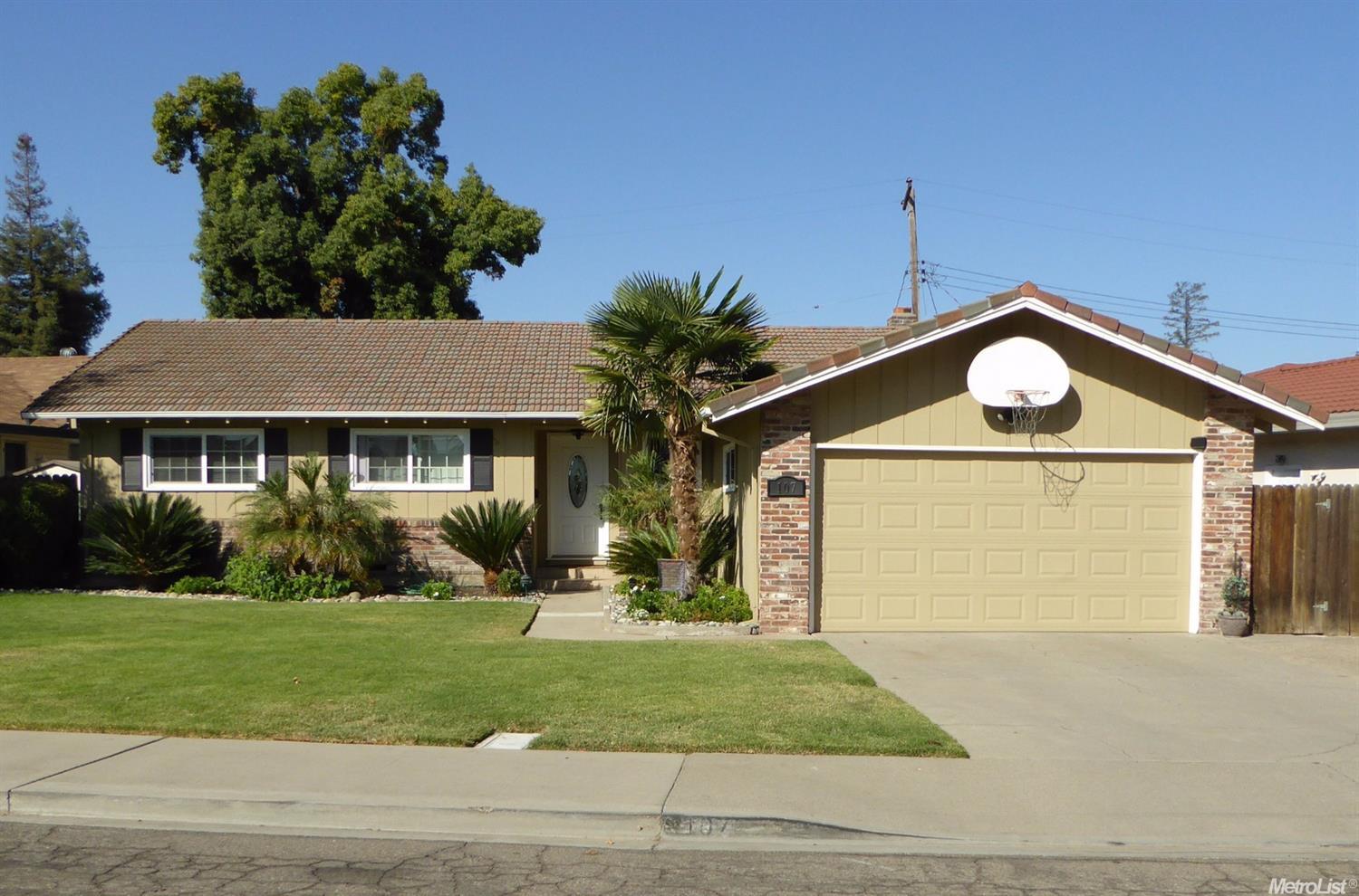 107 Benson Dr, Lodi, CA 95242 photo 1