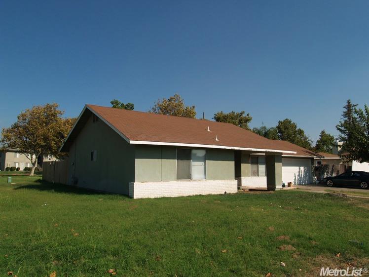1638 Stephanie Way, Ceres, CA 95307 photo 2