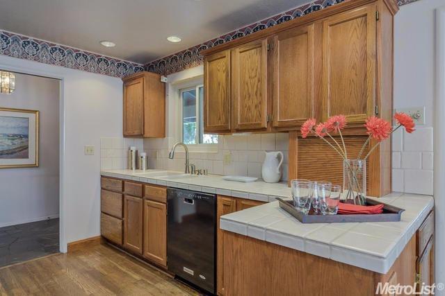 5128 Hamel St, Davis, CA 95618 photo 4