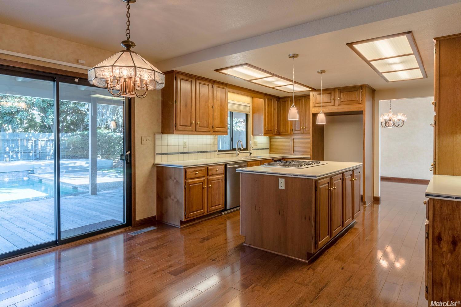 709 W Union Ave, Modesto, CA 95356 photo 10