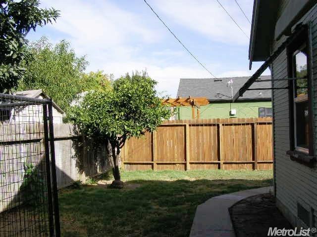 426 Forrest Ave, Lodi, CA 95240 photo 14