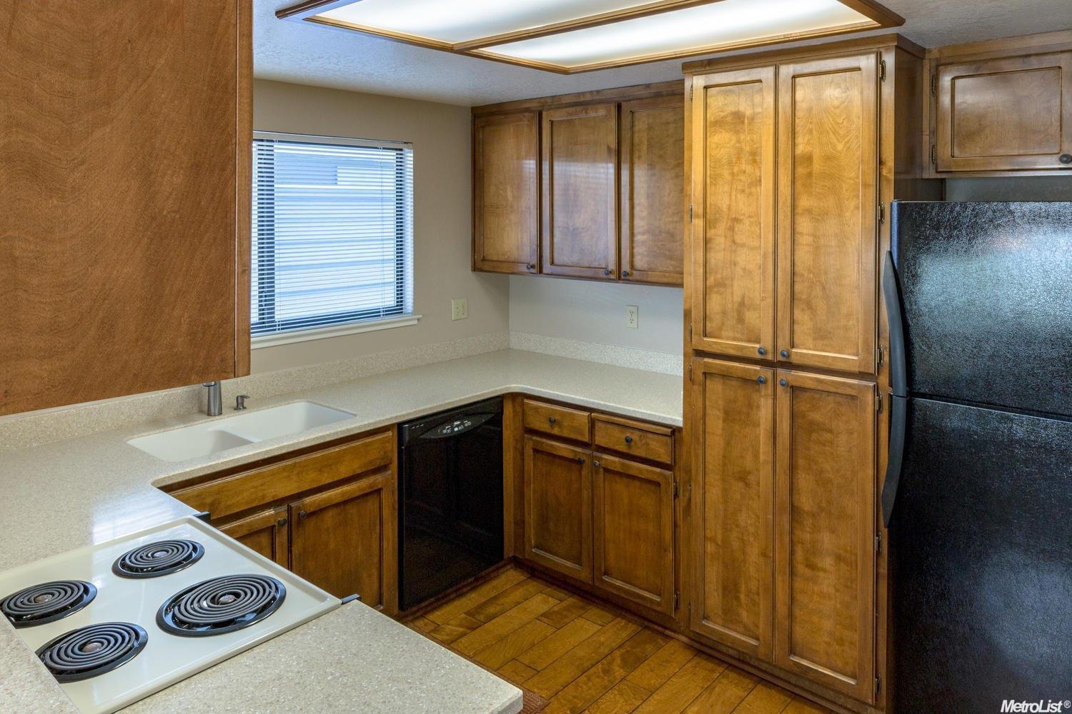 2264 Chelmsford, Modesto, CA 95356 photo 10
