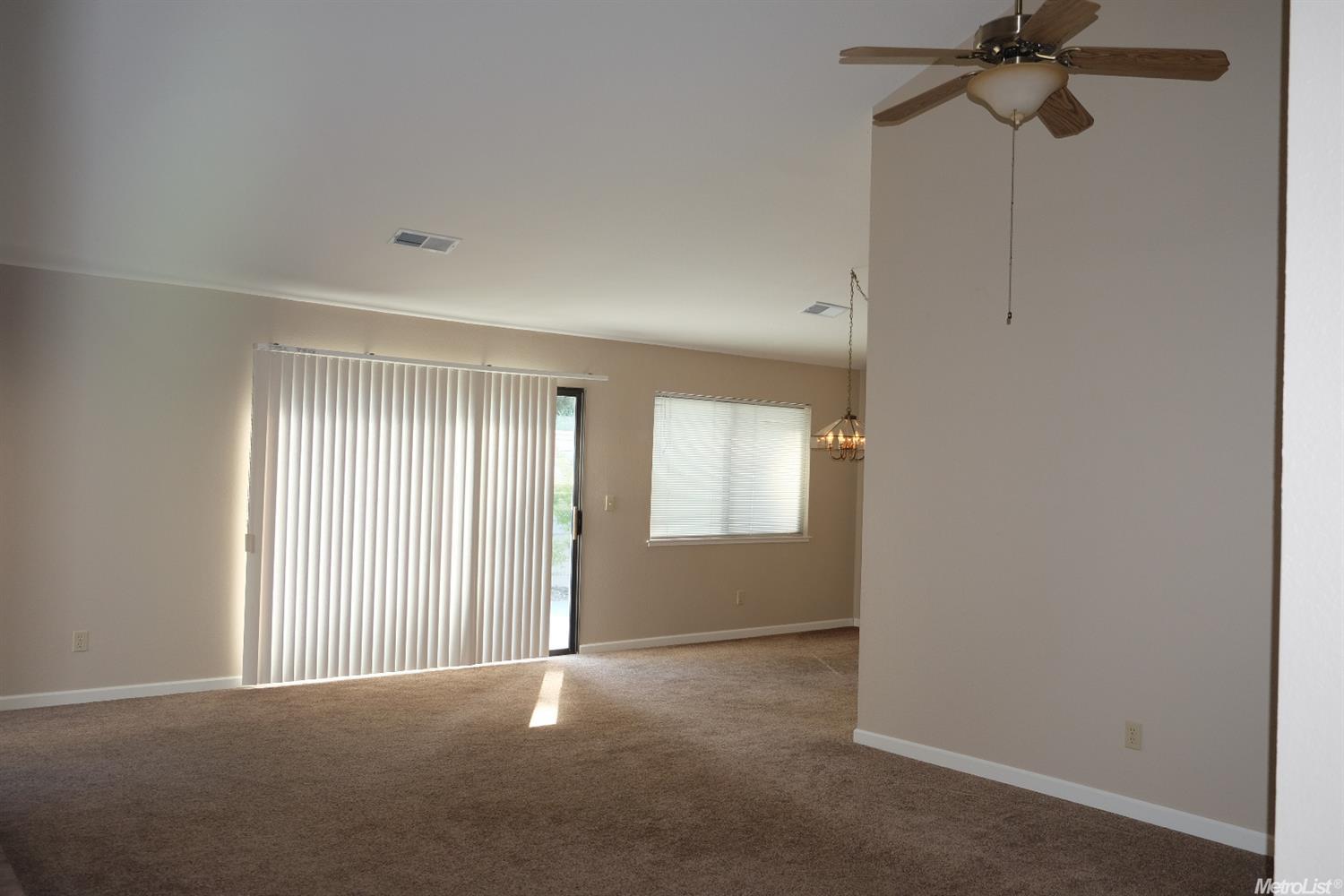 2264 Chelmsford, Modesto, CA 95356 photo 6