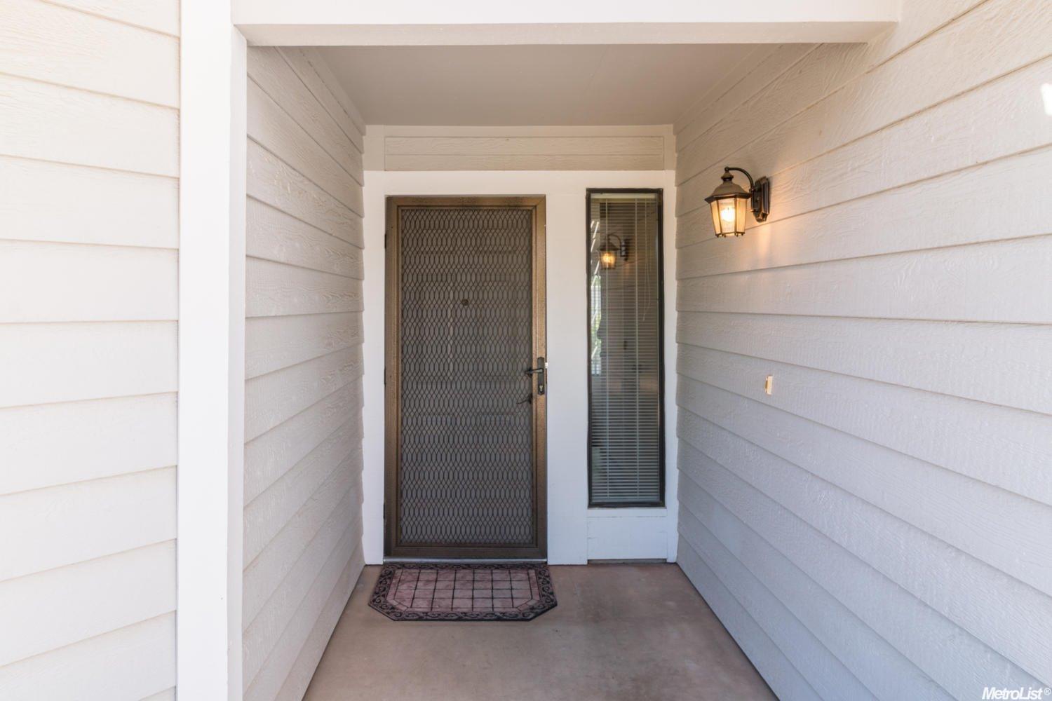 2264 Chelmsford, Modesto, CA 95356 photo 2