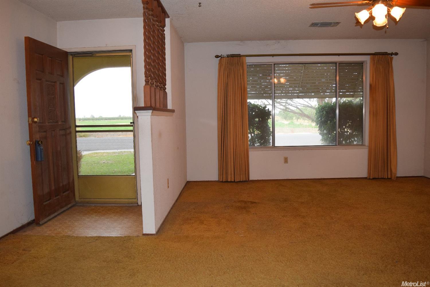 2817 7th St, Hughson, CA 95326 photo 4