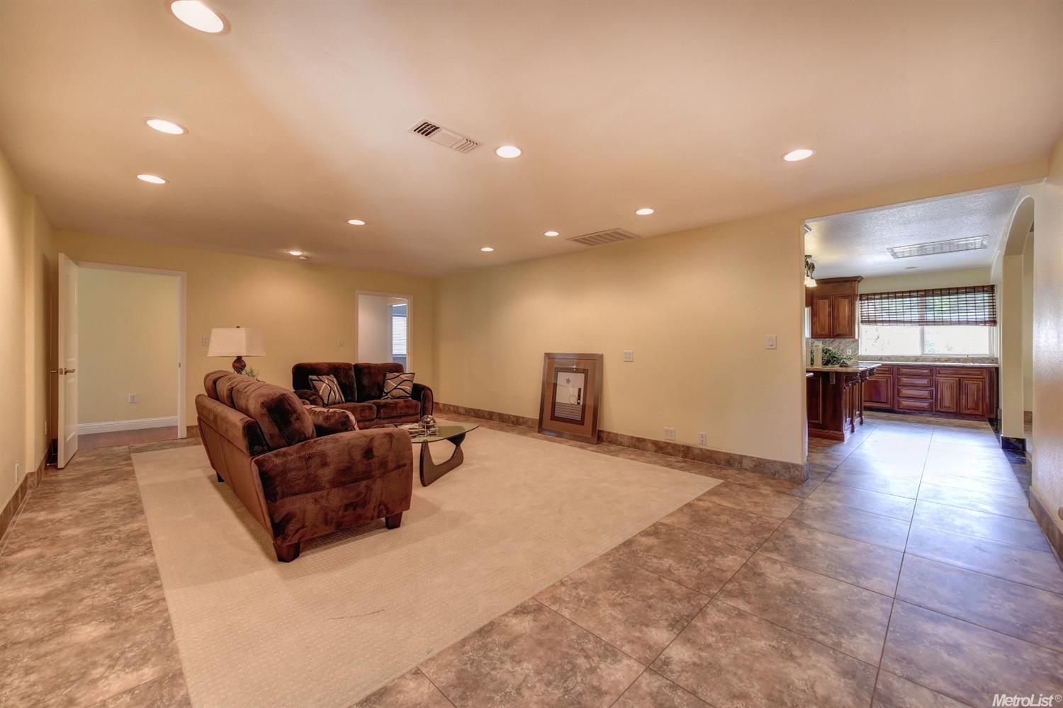 3333 Parks Ln, Carmichael, CA 95608 photo 12