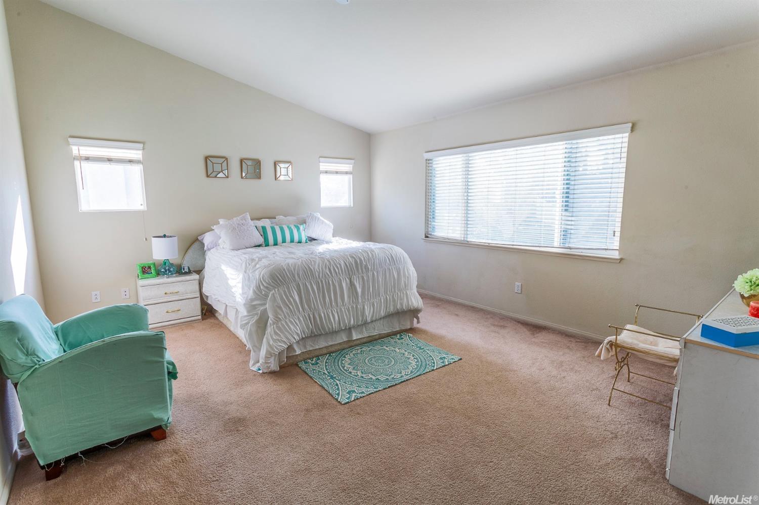 688 Harold Smith Dr, Tracy, CA 95304 photo 13