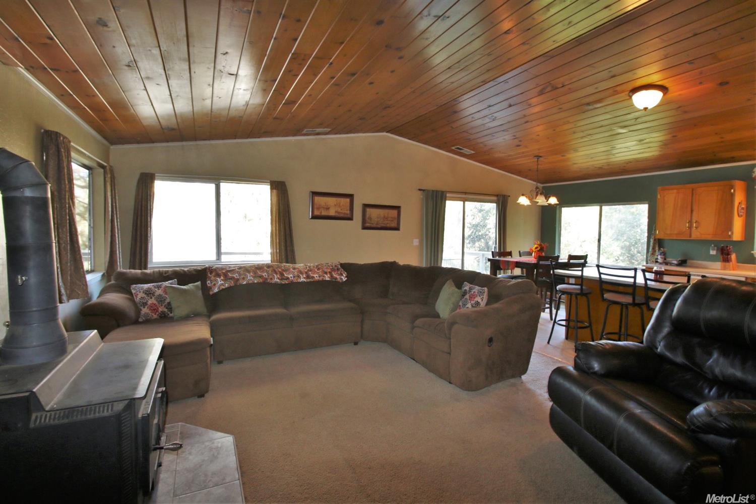 21570 Eel River Dr, Sonora, CA 95370 photo 1