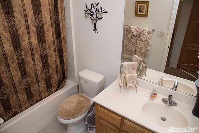 1102 Kay Cir, Turlock, CA 95382 photo 10