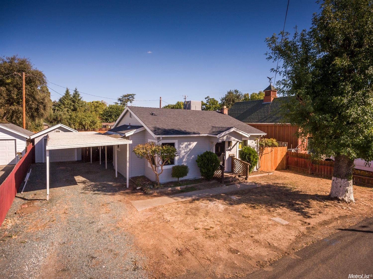 5046 Cady Ln, Linden, CA 95236 photo 2