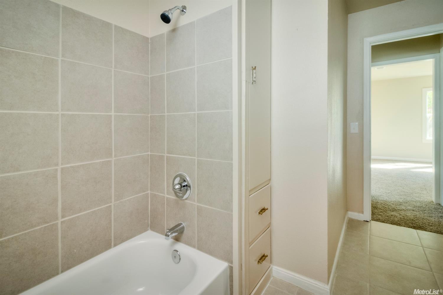 5046 Cady Ln, Linden, CA 95236 photo 17