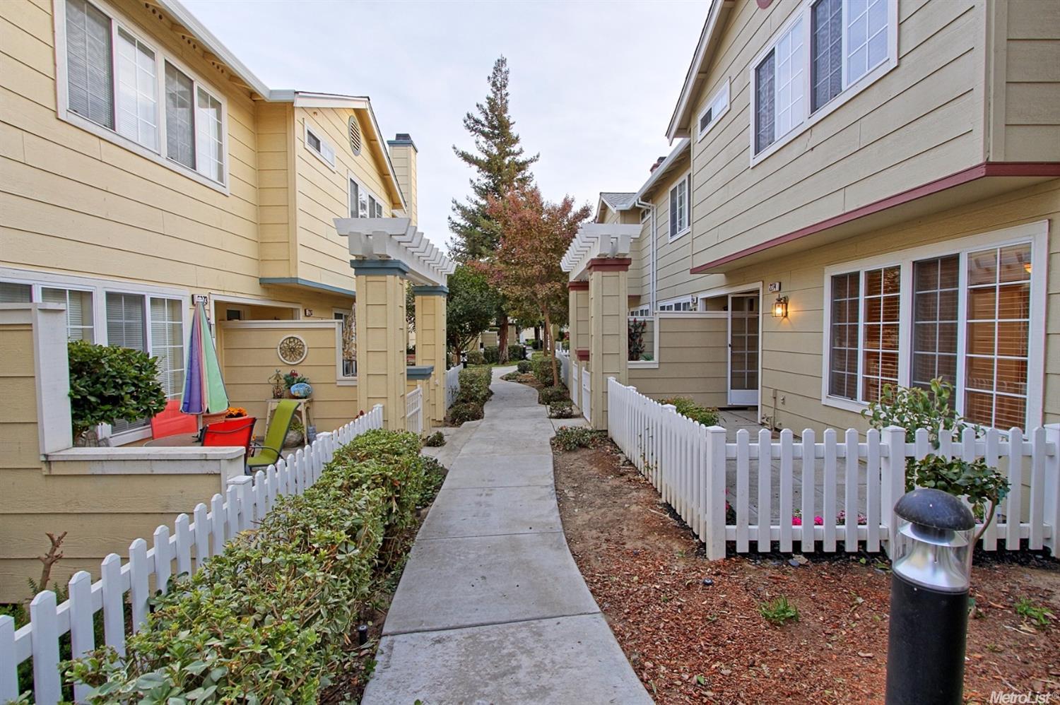 2274 Morningside Ct, Tracy, CA 95376 photo 3