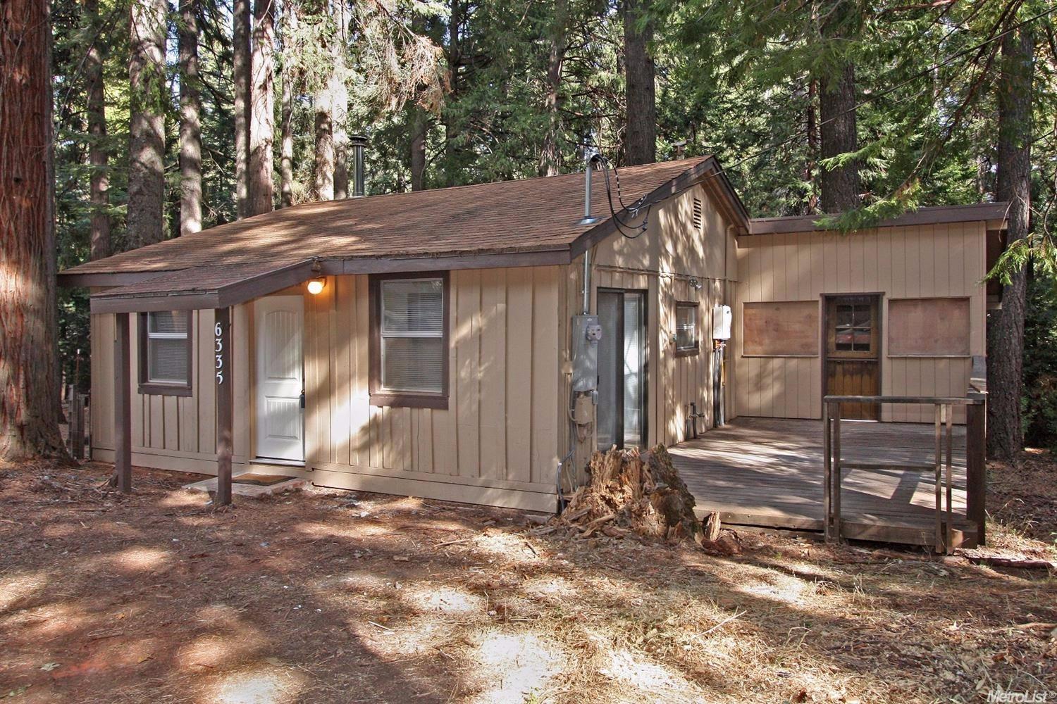 6335 Pine St, Pollock Pines, CA 95726 photo 1