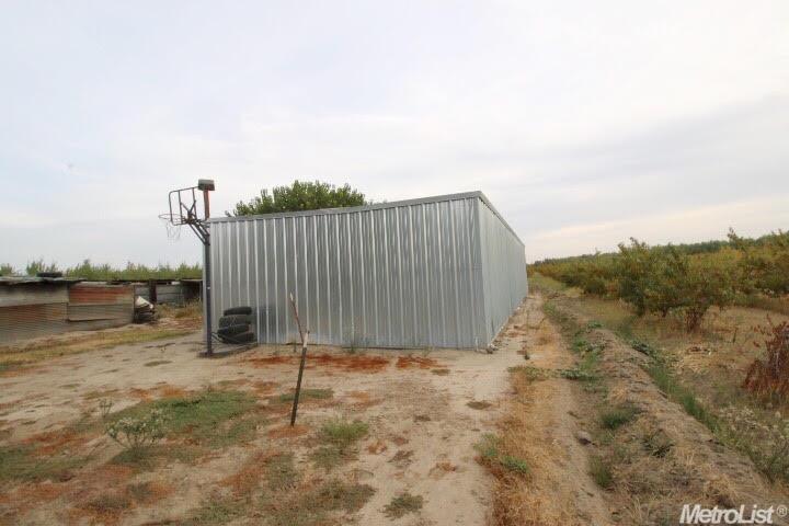 4618 E Barnhart Rd, Ceres, CA 95307 photo 3