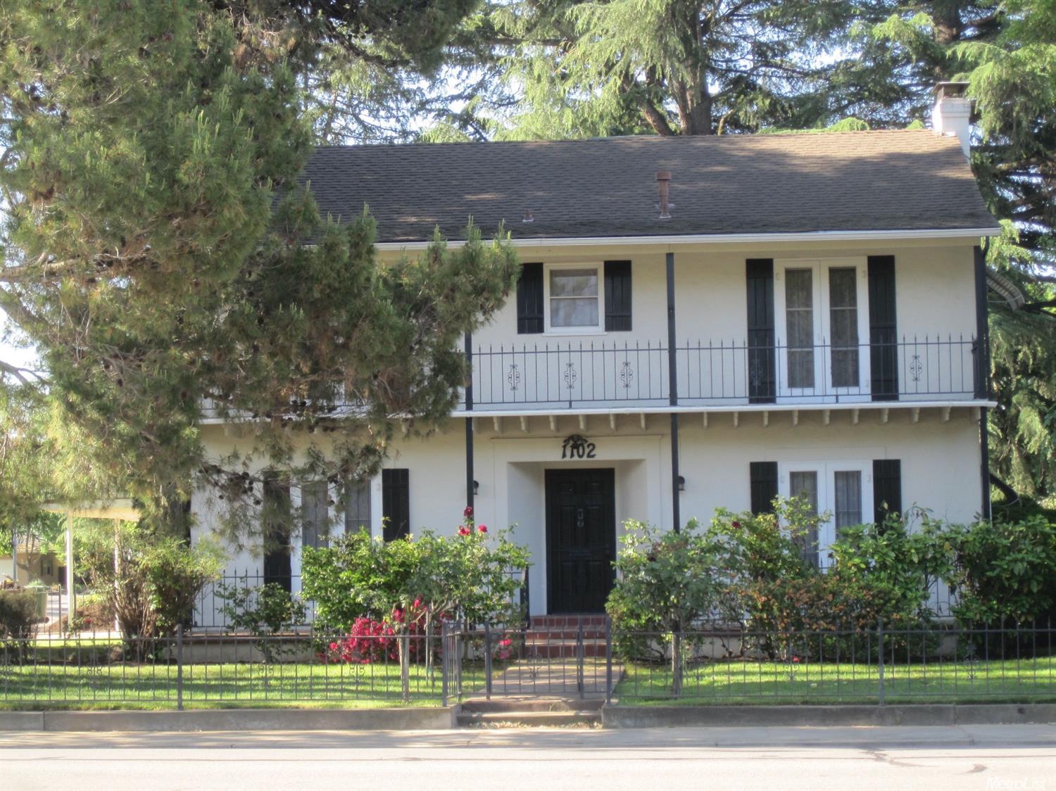 1102 W Turner Rd, Lodi, CA 95242 photo 2