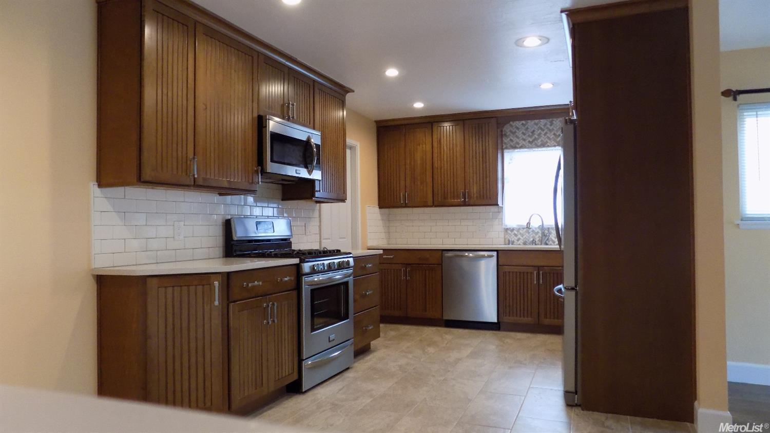 1407 Olson Dr, Gustine, CA 95322 photo 3
