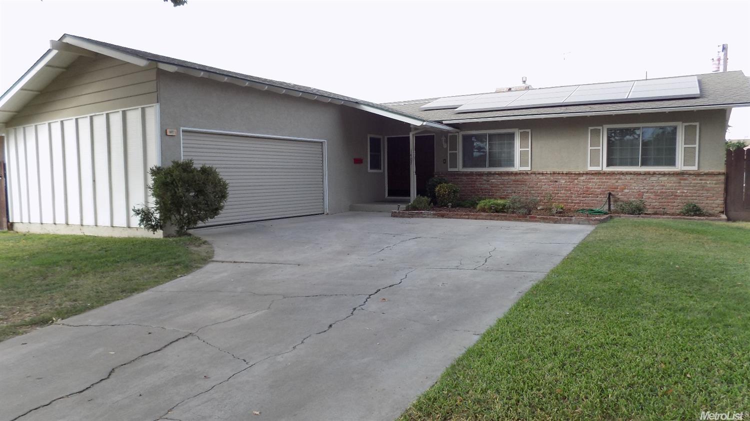 1407 Olson Dr, Gustine, CA 95322 photo 1