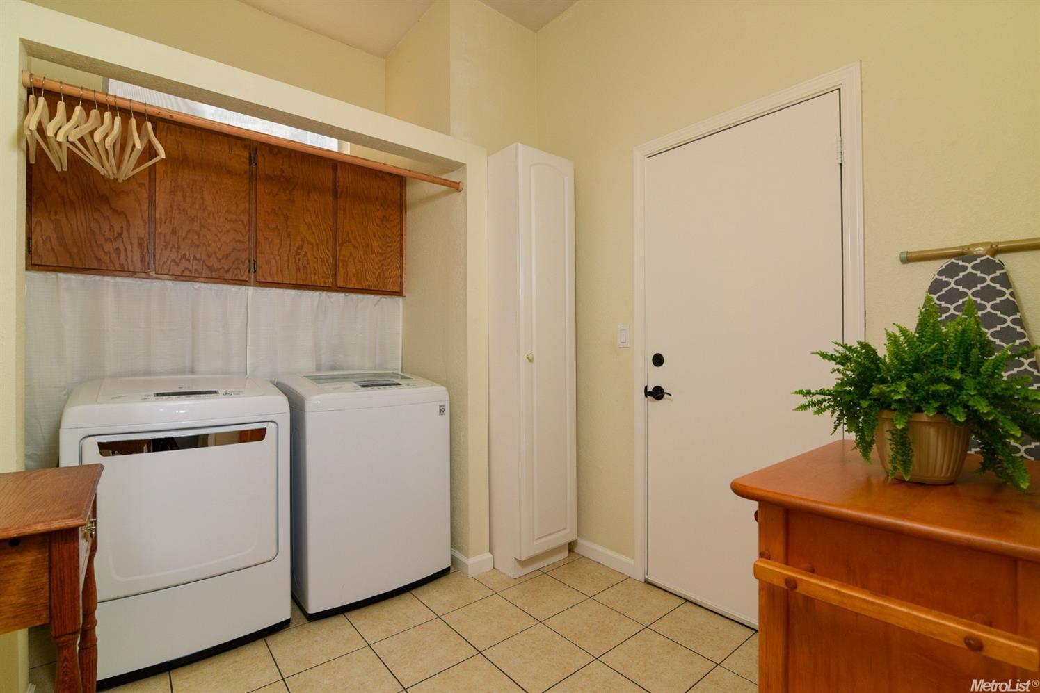 8054 Stretto Ct, Antelope, CA 95843 photo 6