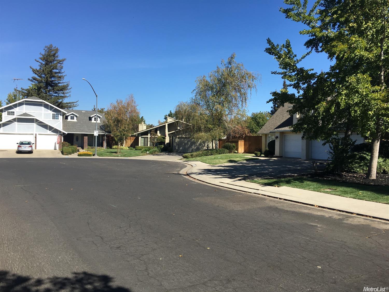 3420 Darryl Ln, Modesto, CA 95350 photo 2