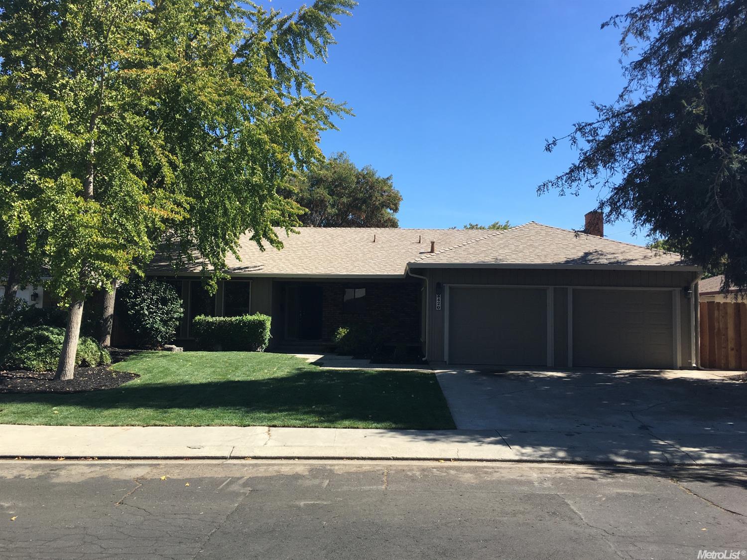 3420 Darryl Ln, Modesto, CA 95350 photo 1