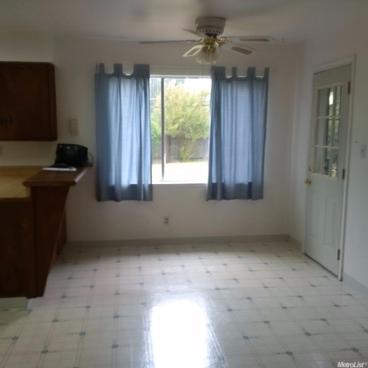 6229 Madison Ave, Carmichael, CA 95608 photo 6