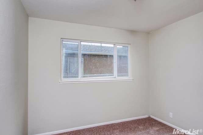 2416 E 6th St, Stockton, CA 95205 photo 9