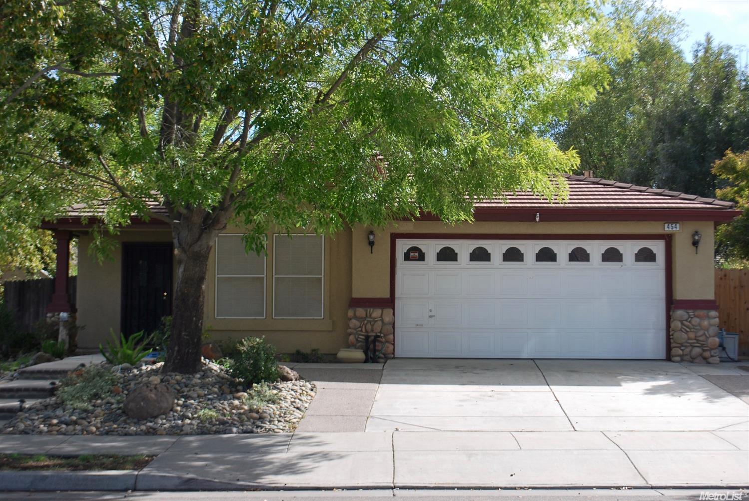 454 Glenbriar Cir, Tracy, CA 95377 photo 1