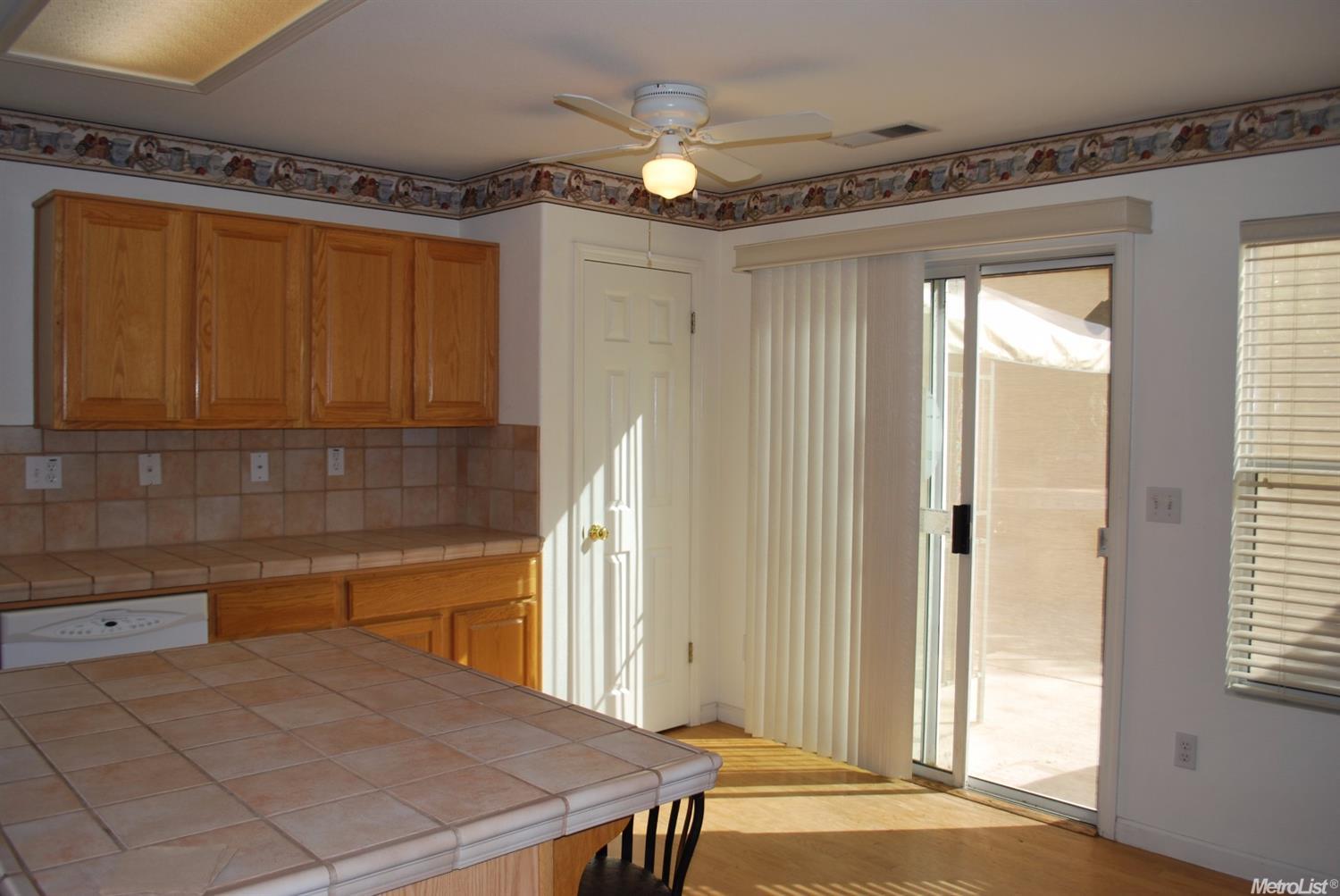 454 Glenbriar Cir, Tracy, CA 95377 photo 9