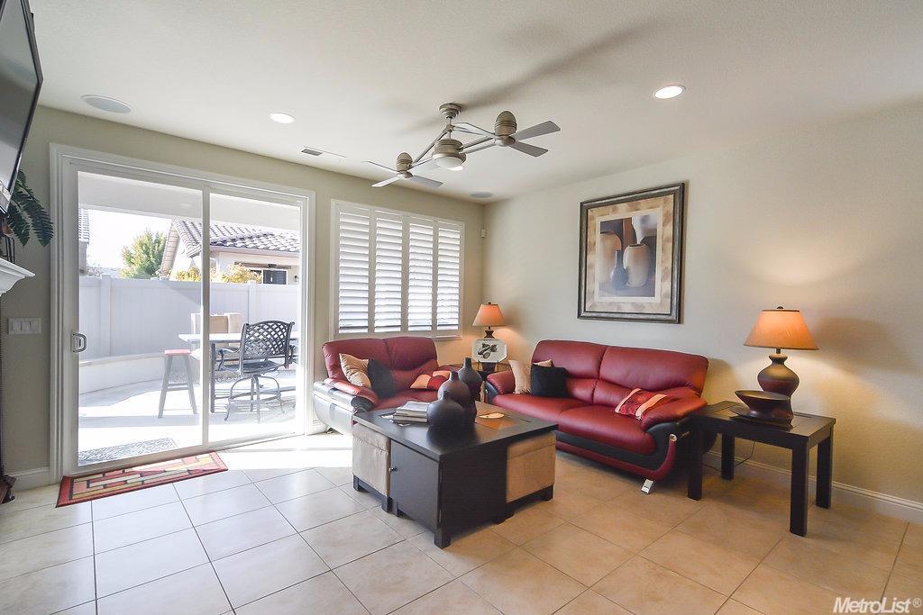 2309 Shadow Berry Dr, Manteca, CA 95336 photo 14