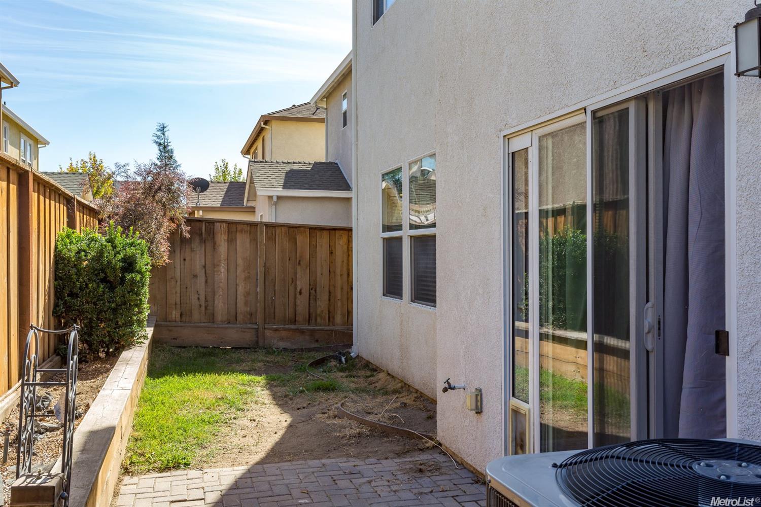 1456 Intrigue Ln, Manteca, CA 95337 photo 17