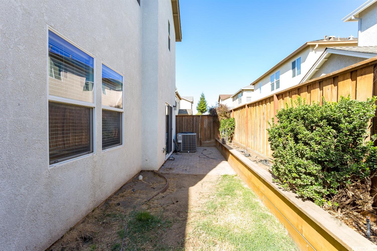 1456 Intrigue Ln, Manteca, CA 95337 photo 18