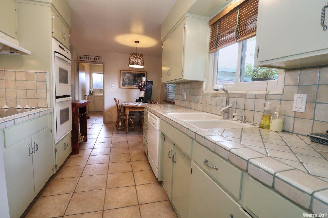 4720 Anne Way, Carmichael, CA 95608 photo 9