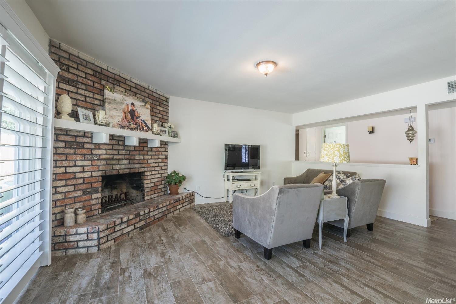 3605 Shawnee Dr, Modesto, CA 95356 photo 2