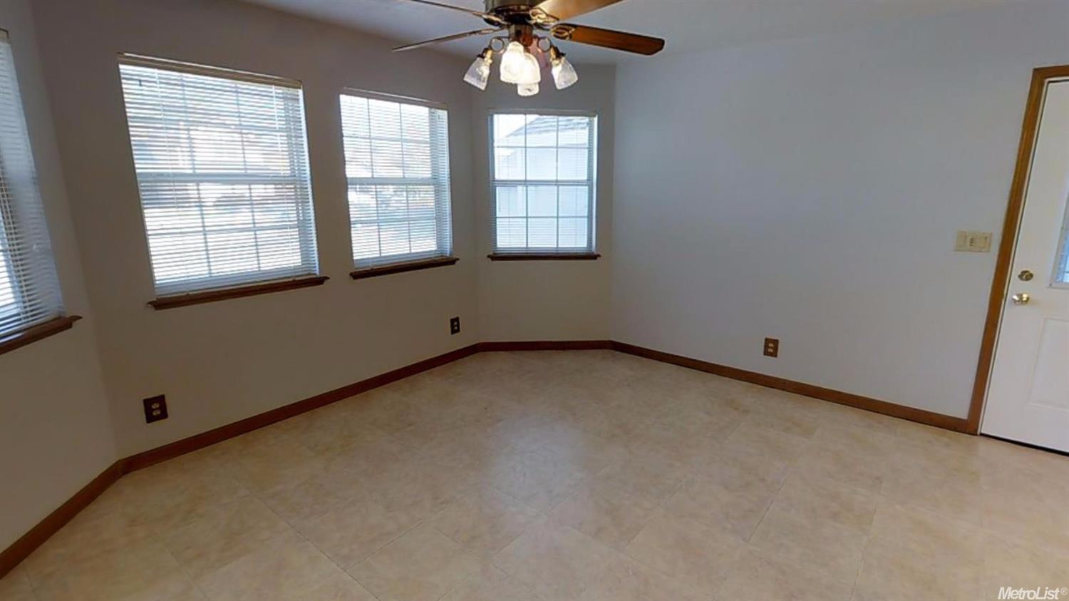 836 Cobblestone Ct, Ripon, CA 95366 photo 10