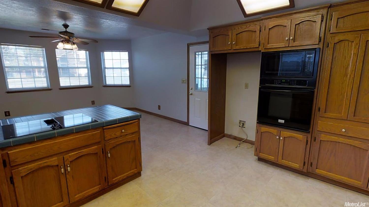 836 Cobblestone Ct, Ripon, CA 95366 photo 7