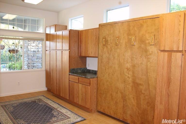111 Arrowsmith Dr, Folsom, CA 95630 photo 7